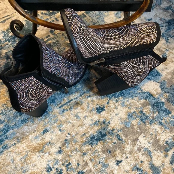 Rhinestone Booties NWOT - Picture 2 of 3